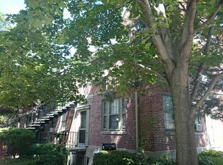23-23B Cypress St, Brookline, MA 02445