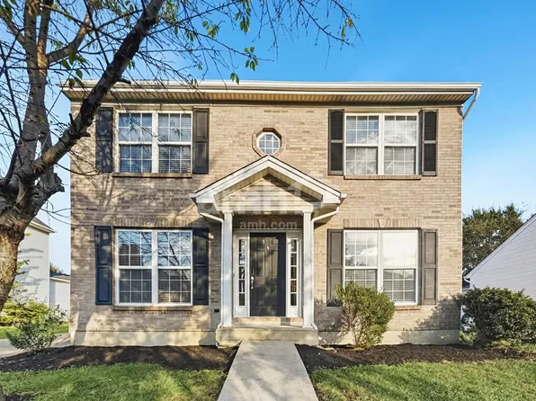8888 Woolstone Ct, Maineville, OH 45039