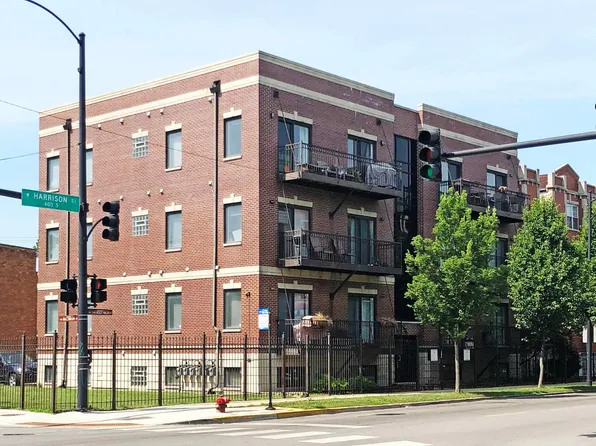 2305 W Harrison St Unit 2E, Chicago, IL 60612