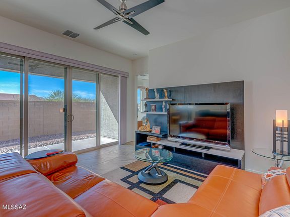 5th image of 1045 W Lark Bunting Ln