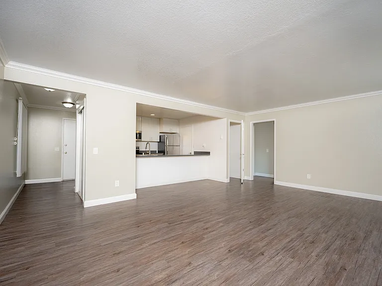 Casanova 740 #3 2BD living_kitchen