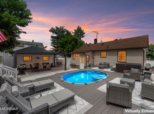 3 Minnisink Ave S, Sayreville, NJ 08872