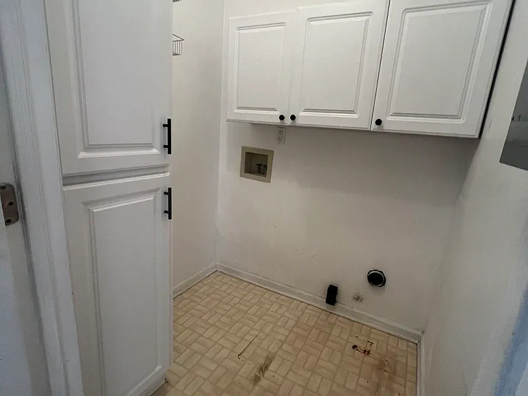 5934 W Friendly Ave #M — Photo 2