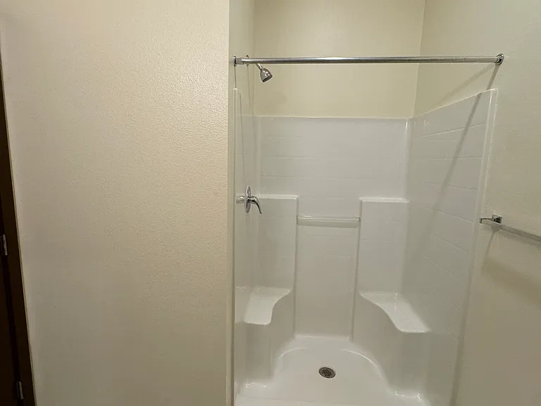 A736 8th Ave NE #517 — Photo 7