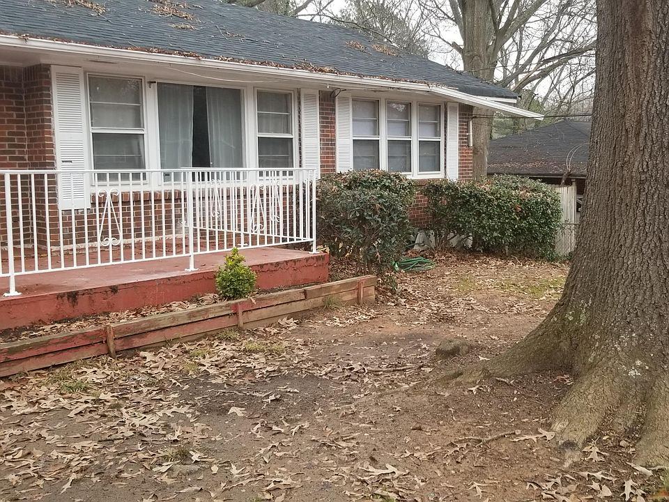 2nd image of 4714 Ruby Ln