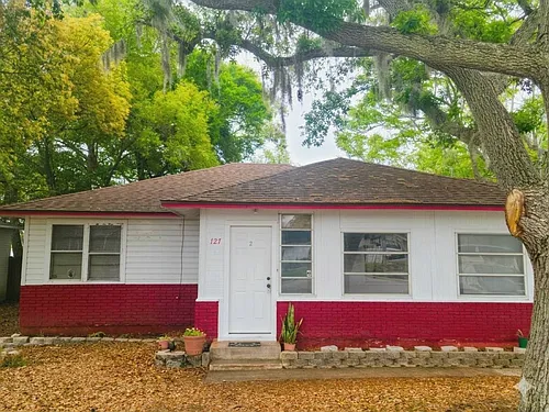 727 White St Photo 1