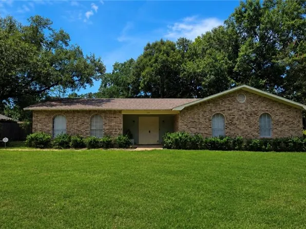309 Ponce De Leon Dr E, Saraland, AL 36571