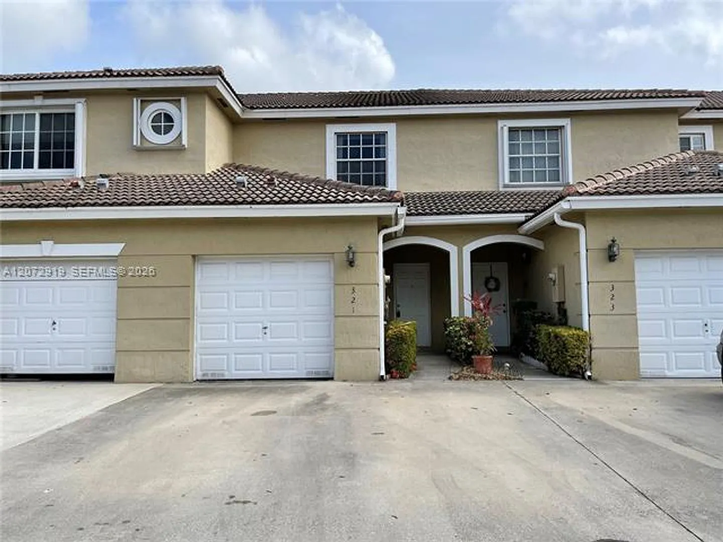 321 SW 120th Ave th 321, Pembroke Pines, FL 33025 — Photo 2