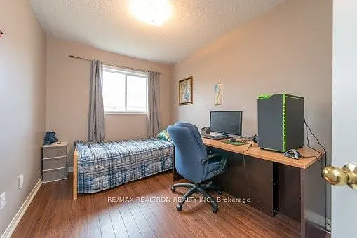 122 Benjamin Hood Cres — Photo 15