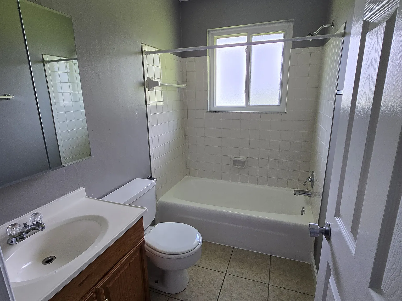 2400 Windage Dr — Photo 2