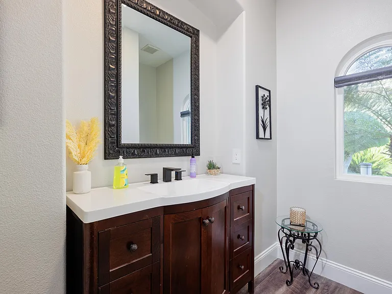 22501 Birchcrest — Photo 6
