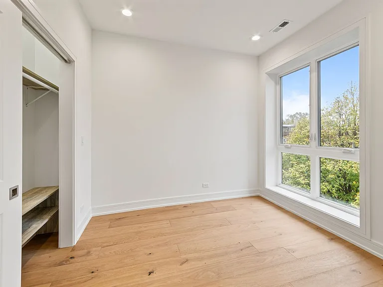 3607 N Bell Ave #3S — Photo 6