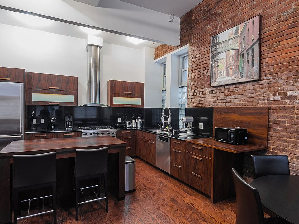 1st image of 71 Hudson St APT 1