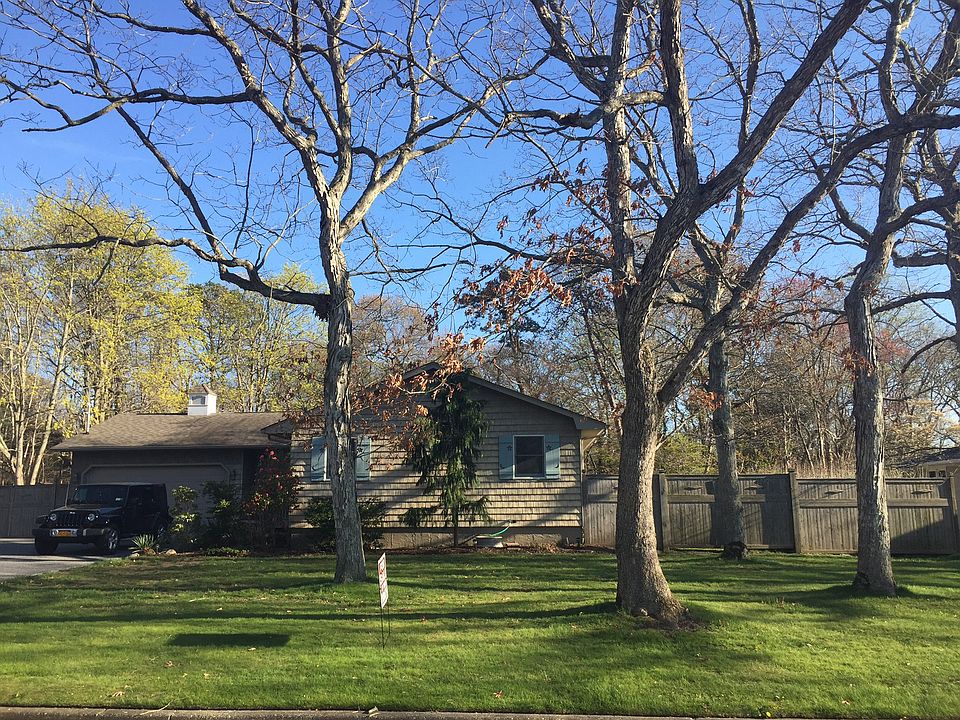 2nd image of 26 Kathy Ln