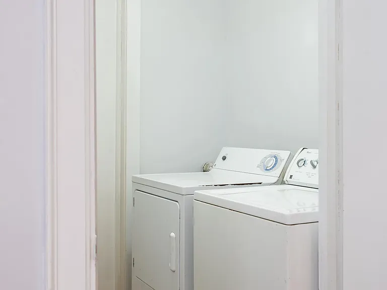53 Saxton St #1 — Photo 10