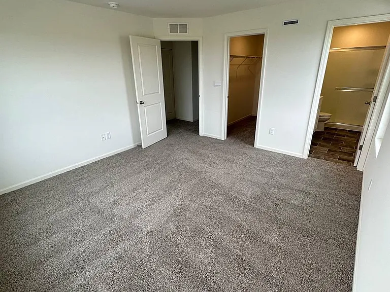 870 Briar Glen Ct — Photo 8