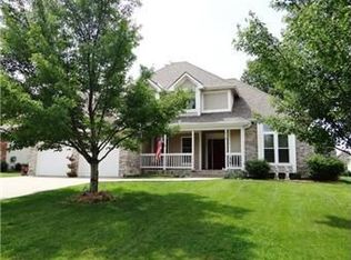 419 SW Brielle Ln, Lees Summit, MO 64082