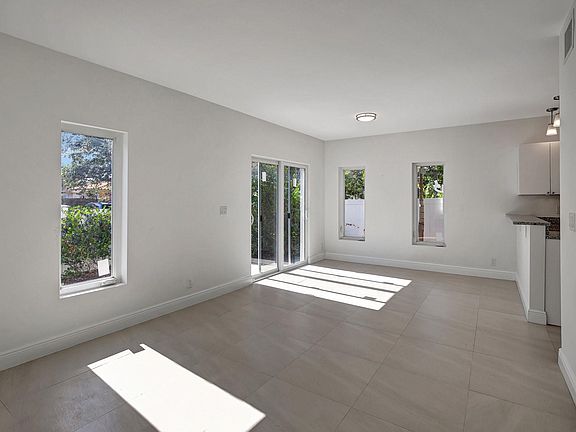 3rd image of 1104 S 20th Ave #1104