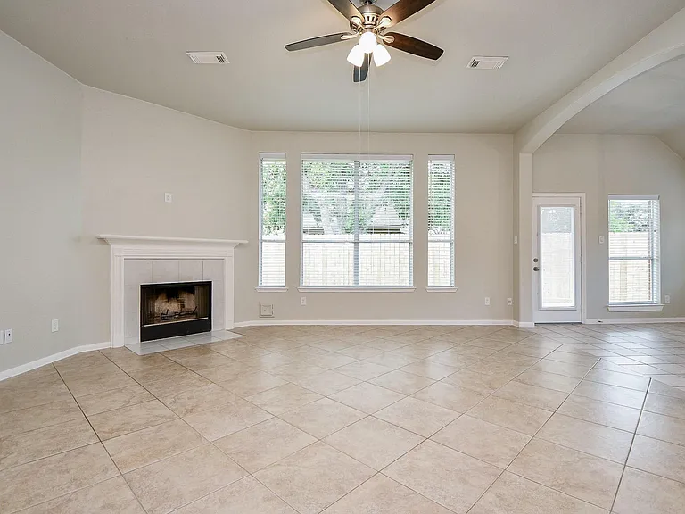 802 Childers Ct — Photo 16