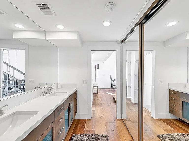 1025 Ocean Avenue — Photo 63