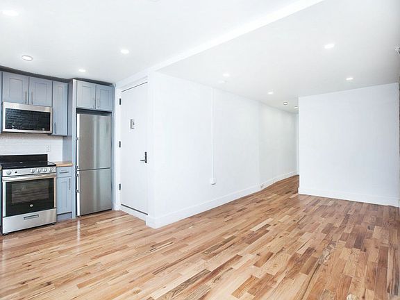 4th image of 454 E 138th St APT 1A