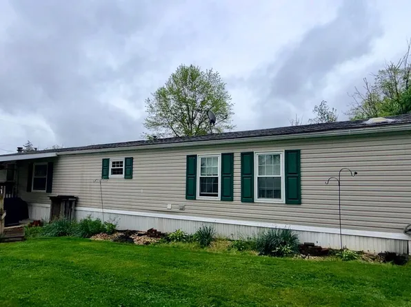 570 Layfield Rd #L, Perkiomenville, PA 18074