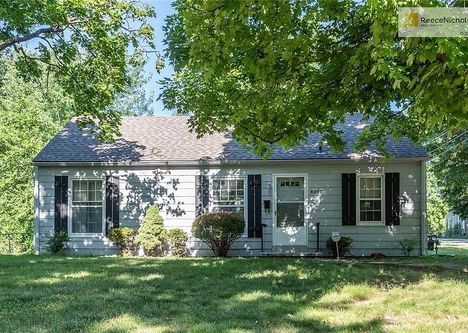 Darling two-bedroom home in the South Waldo area!