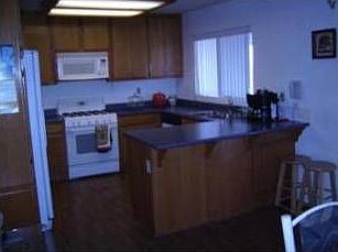 4th image of 7181 Cottonwood Ave