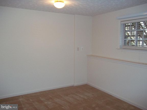 5th image of 602 Kensington Dr