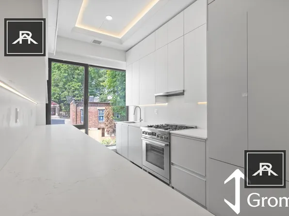 1576 Beacon St #202, Brookline, MA 02446