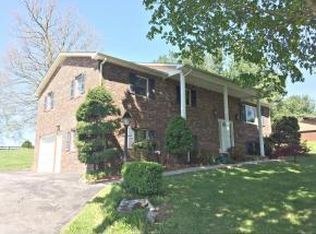 359 Camelot Dr, Bristol, TN 37620