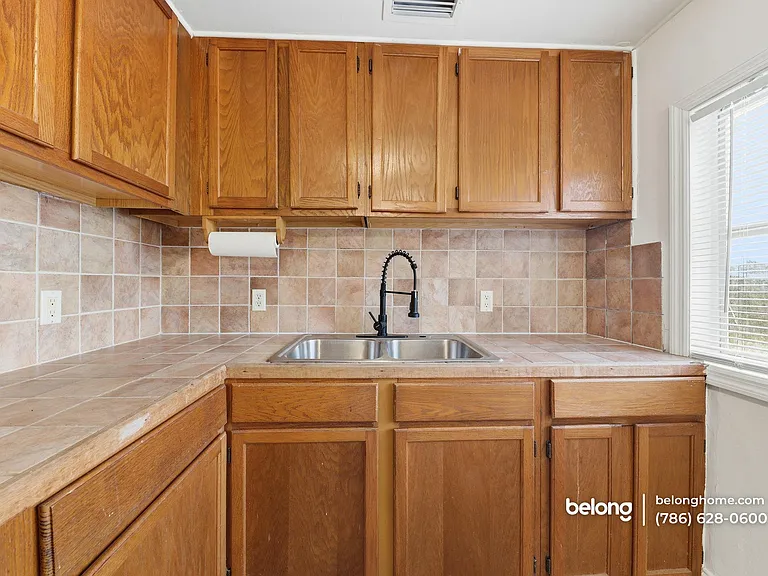 1520 Hunter Rd #A — Photo 13