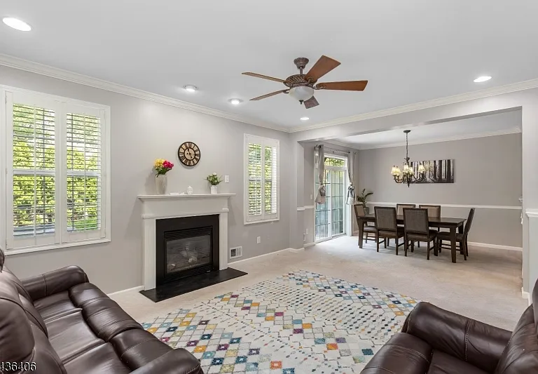 28 Devonshire Dr — Photo 12