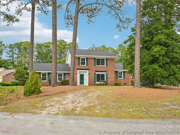1999 Westcliff Rd, Fayetteville, NC 28304