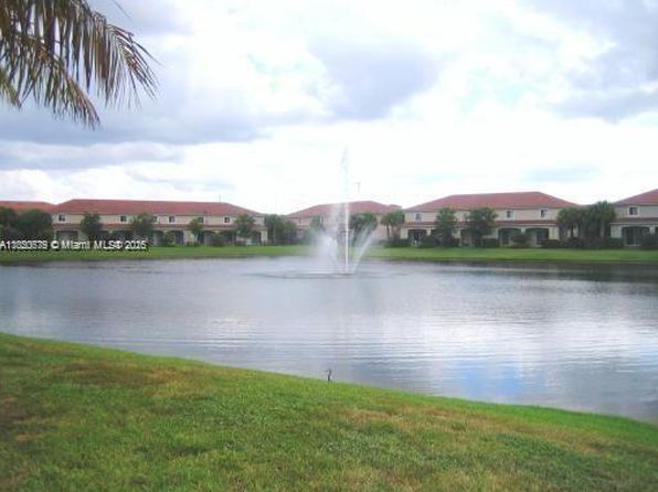 2756 SW 83rd Ave #107