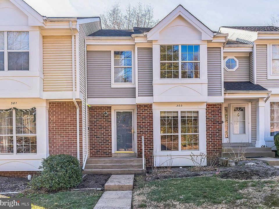 1st image of 303 Providence St #303