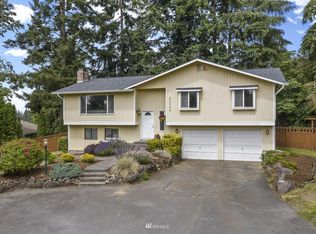 22820 88th Ave W, Edmonds, WA 98026