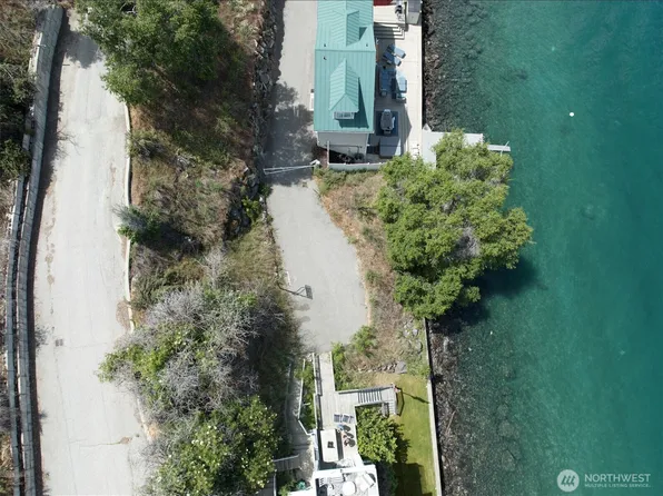 2700 S Lakeshore Road, Chelan, WA 98816