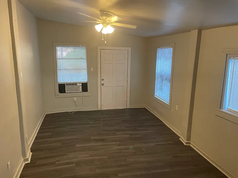 148 Gifford St #2 — Photo 8