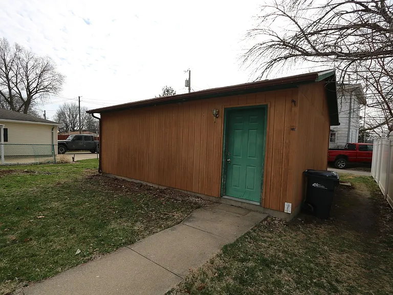 1513 S 8th St — Photo 3