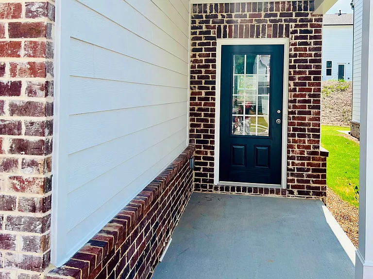 Front Elegant Entry
