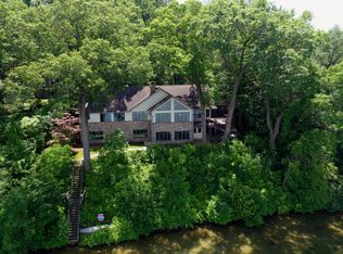 68796 Blanchard St, Sturgis, MI 49091