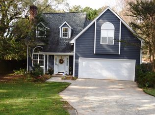 5604 Hilbriar Ct, Charlotte, NC 28215