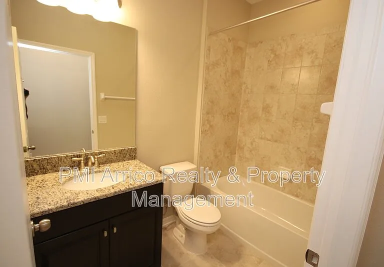 11415 Acacia Grove Ln — Photo 16