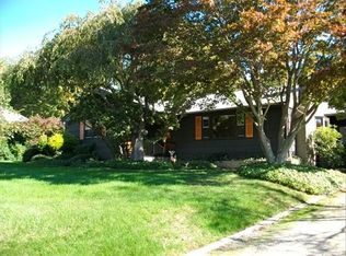 34 Greenview Rd, Groton, CT 06340