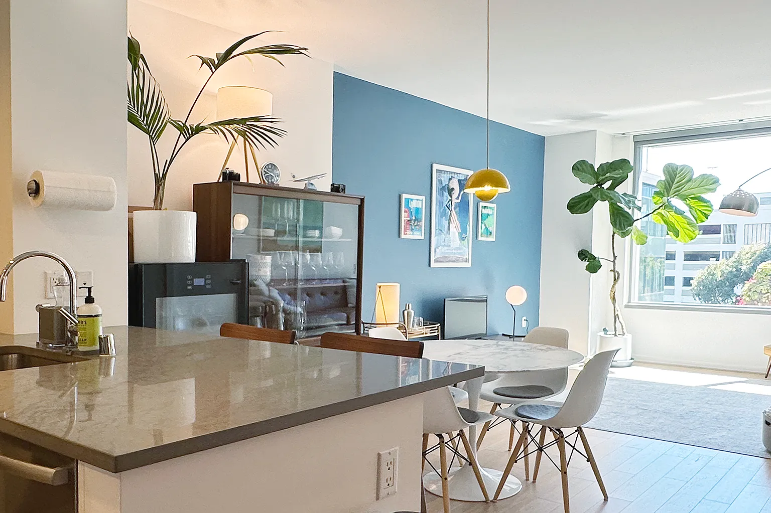 1 bed, 851 sqft, $5,600 — Photo 4