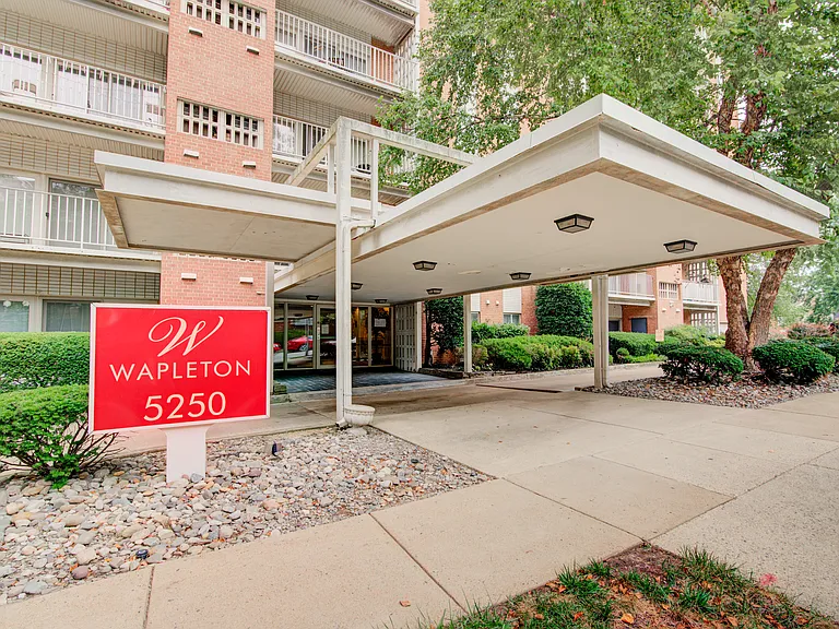 5250 Valley Forge Dr #407 — Photo 33