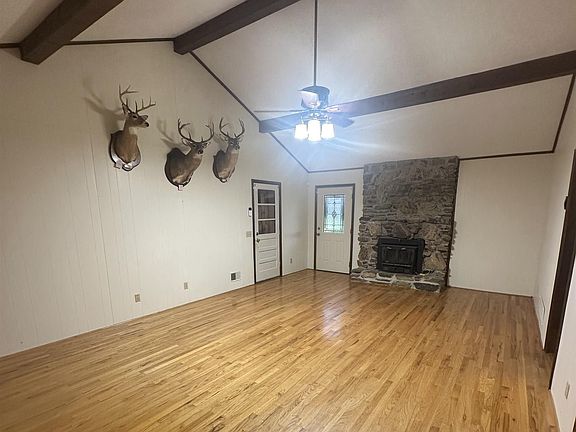 3rd image of 106 Kip Ct