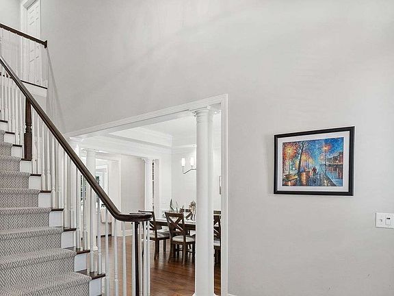 2nd image of 2265 Valley Brook Way NE