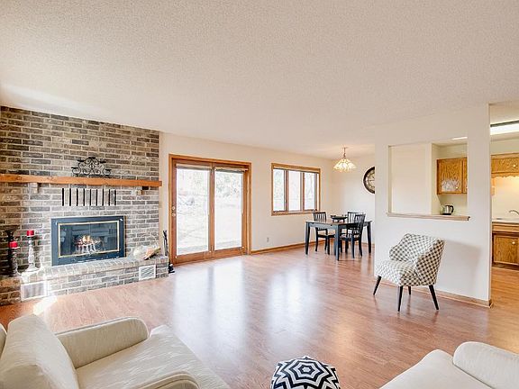 3rd image of 5408 W Old Shakopee Cir